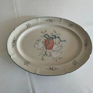 International Chine sone ware tray. Collectibles item